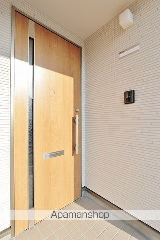 サニーコートの玄関写真