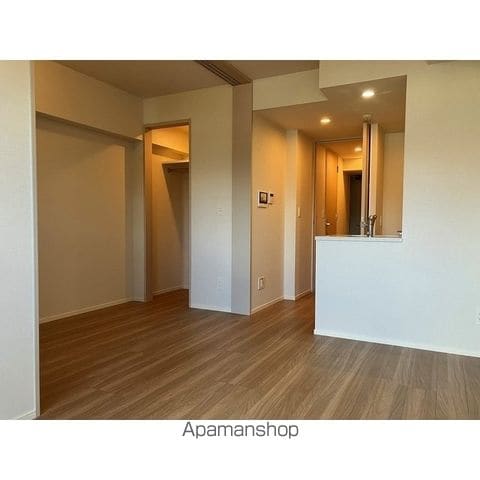 シーズンフラッツ杉並井草の内装写真