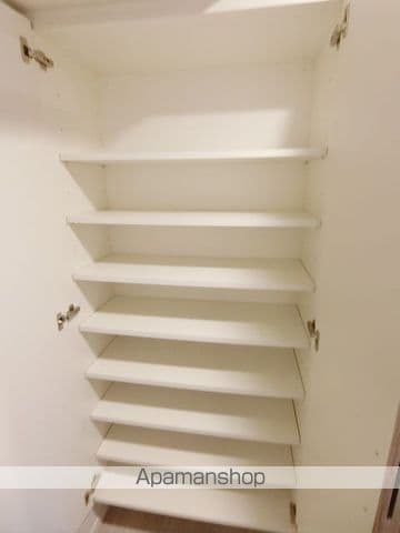 SーRESIDENCE堺湊駅前azureの内装写真