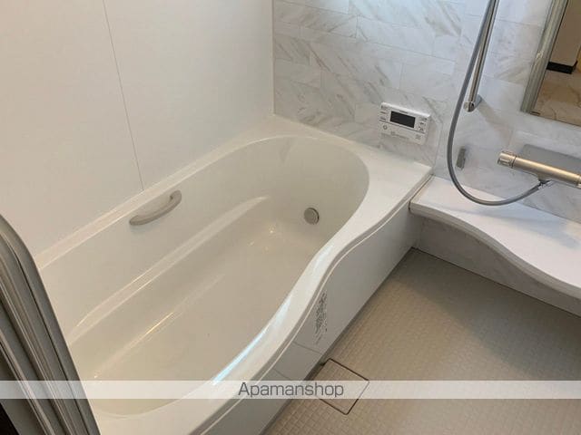 厚木市 2階建 築5年の内装写真