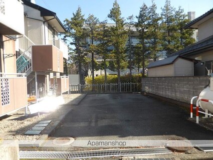 パークシティー高山[3DK/50.09m2]の駐車場