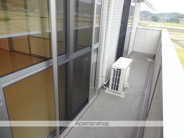 HIMIKOIIの内装写真