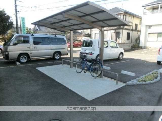 伊佐山ハイツの外観写真