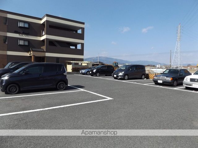 プレイスロイヤルの内装写真