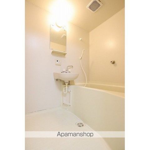 コートハウス山の寺の内装写真