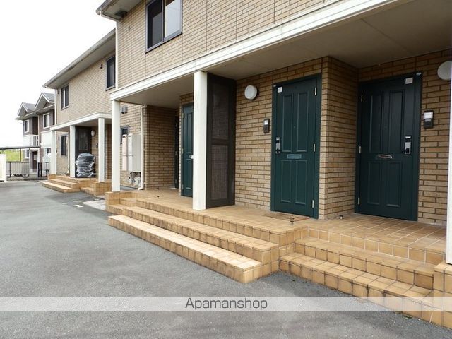 サンルーチェASADAの玄関写真