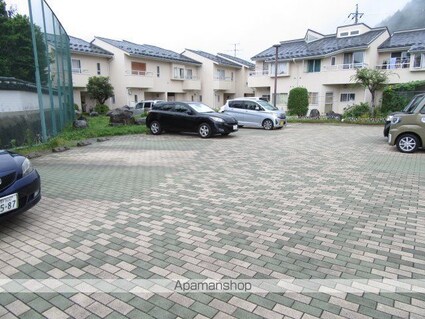 長野県長野市大字西長野往生地[3LDK/72.46m2]の共用部1