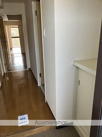 ライオンズマンション二条城東の内装写真
