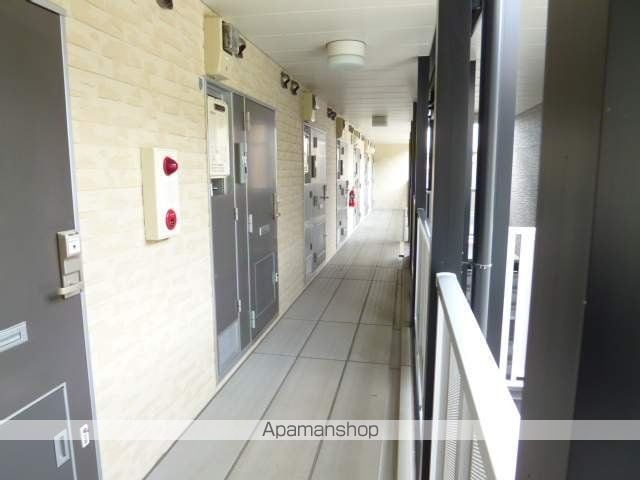 レオパレス堂ノ元の玄関写真