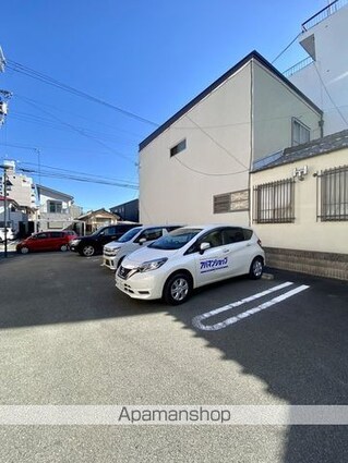 ベレオ新通[1LDK/47.6m2]の駐車場2