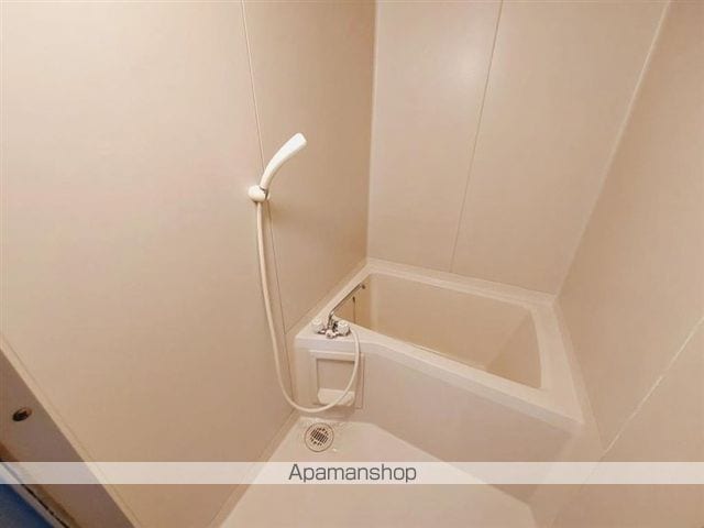 レジデンス市名坂の内装写真