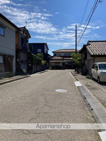 ウエストウッド左近IIの周辺写真