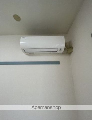 ヒルクレストアツギの内装写真