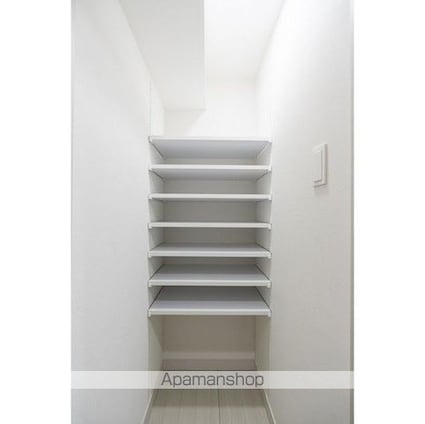 コンフォリア・リヴ下落合[1DK/25.22m2]の内装