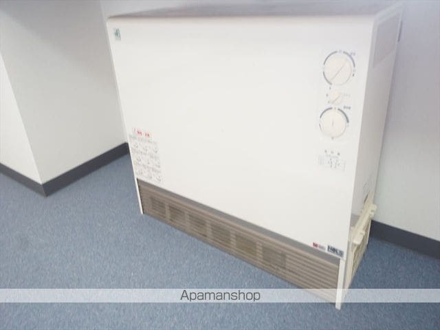 プチロイヤルの内装写真