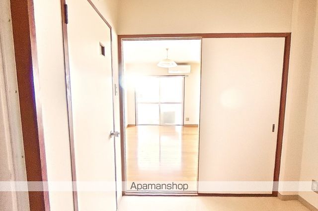 マンションタケシIの内装写真