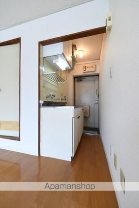メゾン・ド・セルモン[1R/12.25m2]の玄関