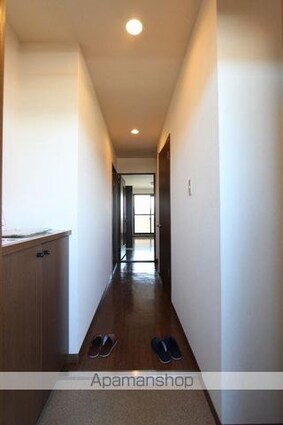 フィネス松縄[2DK/51.87m2]の玄関