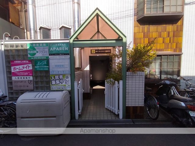 アパートメント寝屋川IIの玄関写真