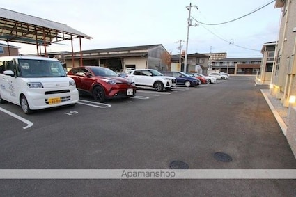 香川県高松市木太町[2LDK/49.6m2]の駐車場