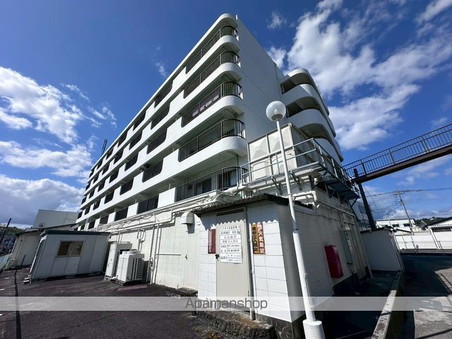 高野マンションの外観写真