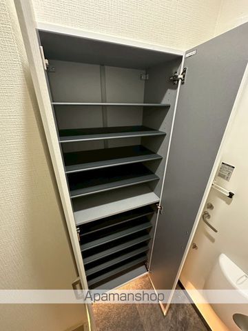 ギア4小方の内装写真