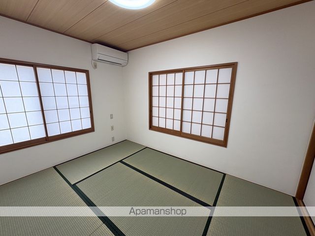 京浜東北・根岸線 北浦和駅 徒歩20分 2階建 築24年の内装写真