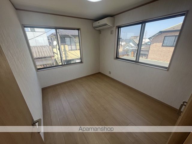 中宗岡4丁目戸建の内装写真