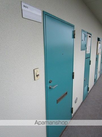 レジオン田辺の玄関写真