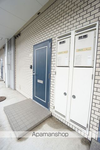 サンシャイン中庄の玄関写真