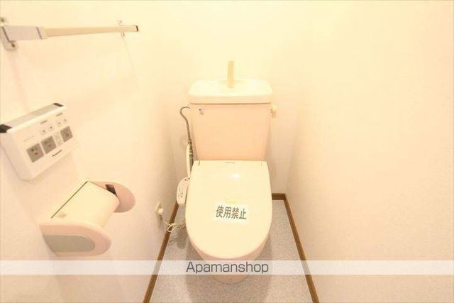 ノルデンハイム東三国III A棟の内装写真