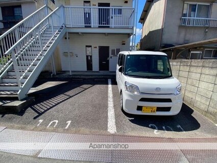 香川県高松市太田上町[1LDK/39.19m2]の駐車場