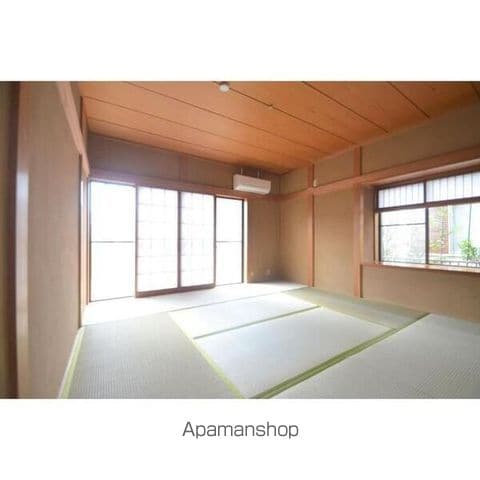四街道市和良比貸家の内装写真