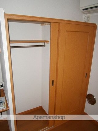 レオパレスフルール[1K/23.61m2]の収納
