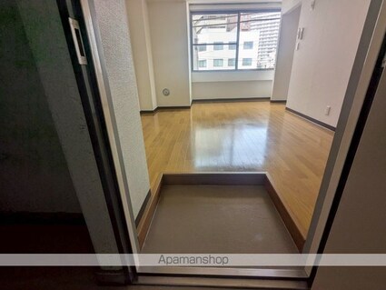 バッカス大林[1R/22.3m2]の玄関