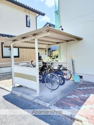 サニーハイツ高田[1K/20m2]の駐車場