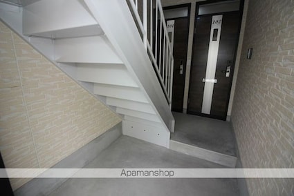 コーポローズ[1LDK/39.9m2]の共用部2