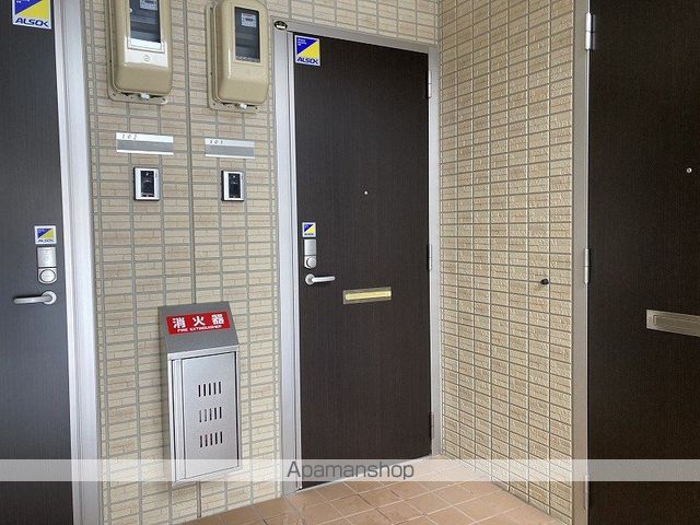 ネージュS IIの玄関写真