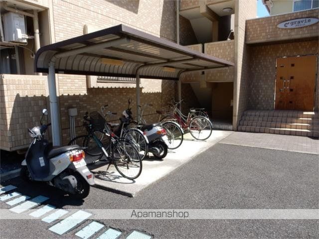 グラウィスのその他写真