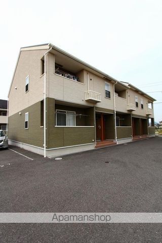 レクサスBの外観写真