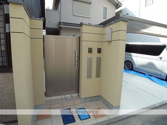 御所南貸家の外観写真