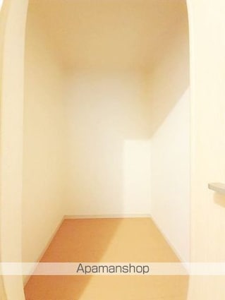 レーベン　ラオム[2LDK/54.4m2]の収納