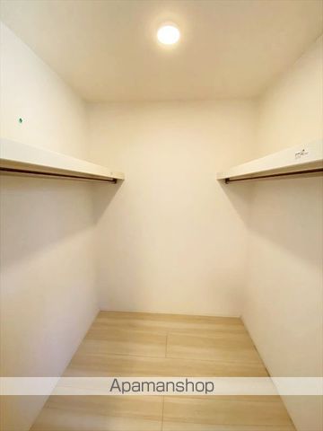 ザルツブルグ中林の内装写真