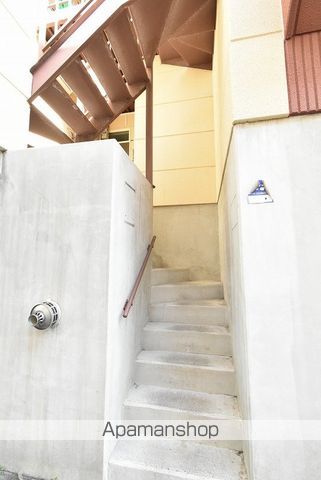 セブネイト栄通の玄関写真