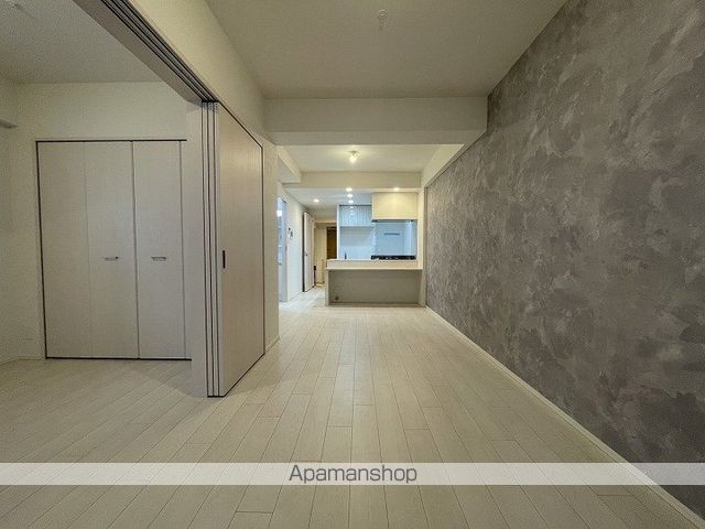 スプランディッド上本町WESTIIの内装写真