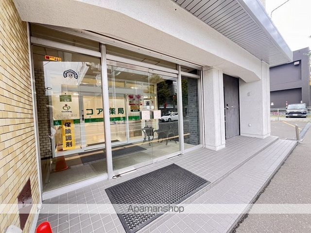 くぼたビルの玄関写真