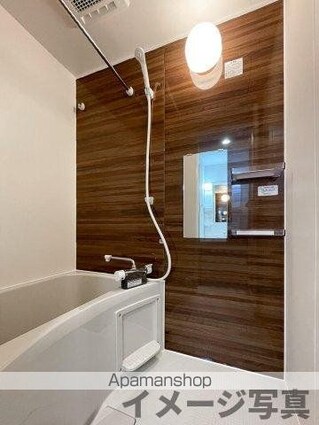 （仮称）キャメル入曽５[1K/26.49m2]のバス1