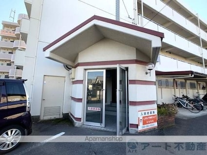 コスモ川内[3LDK/64.8m2]のエントランス1