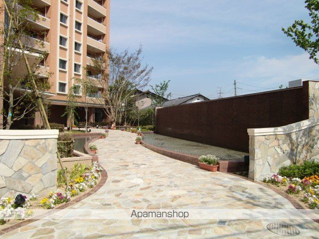 タワーグランデ C H Aの玄関写真
