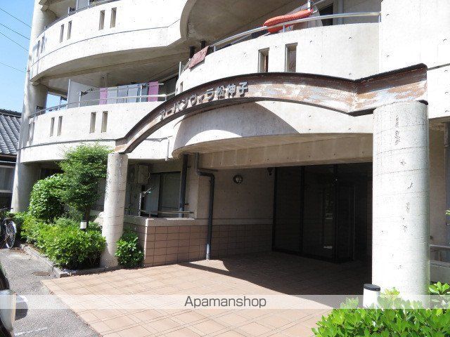 アーバンヴィラ松神子の玄関写真
